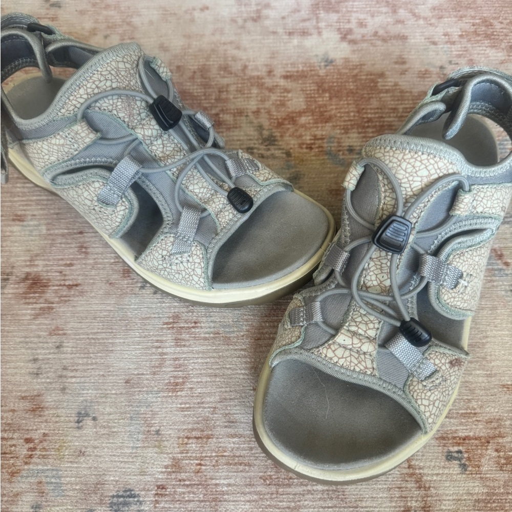 Ecco water shoe - Picture 2 of 7